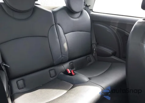 2007 Mini Cooper from USA, damaged, VIN WMWMF33597TT57370